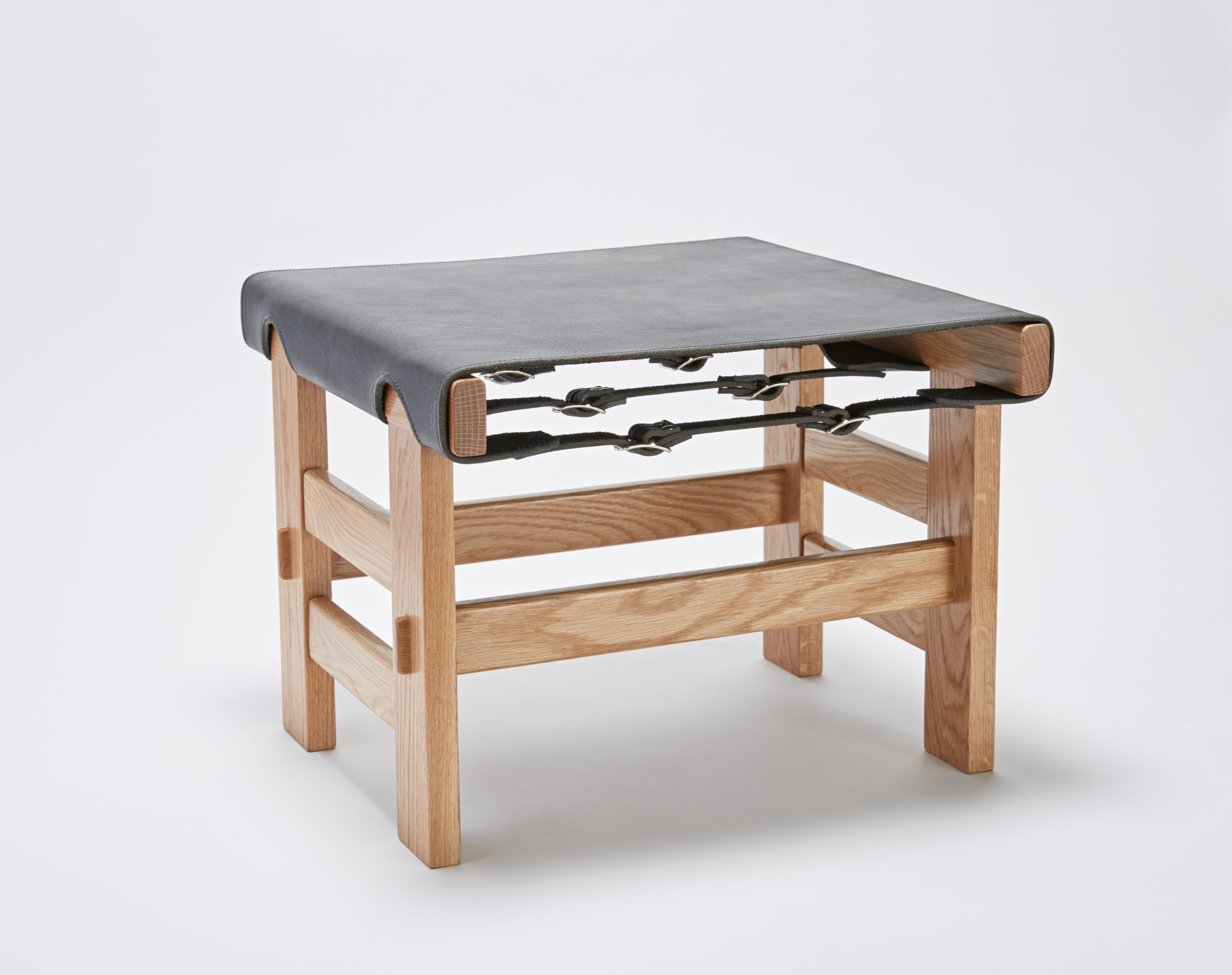 Stu. Meadow 1601 Stool